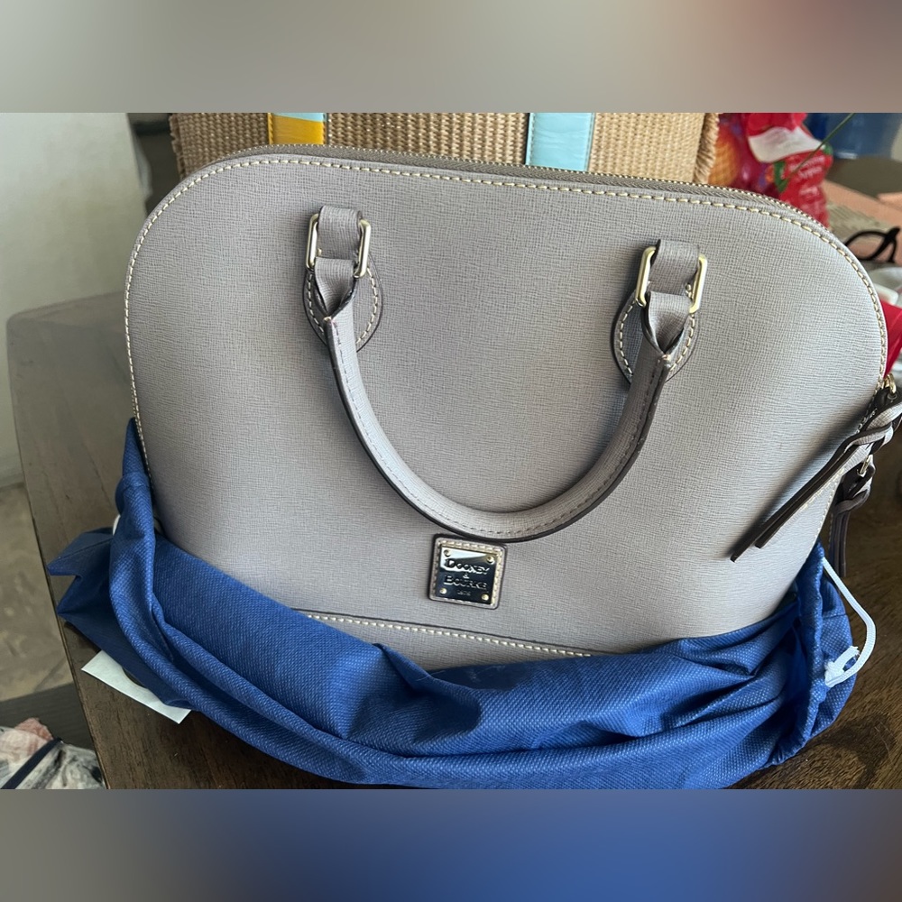 Dooney and Bourke Dome satchel